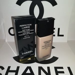 Chanel Perfection Lumiere, 22 Beige Rose 50 ml